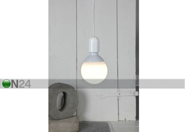 LED электрическая лампочка E27 5,5W
