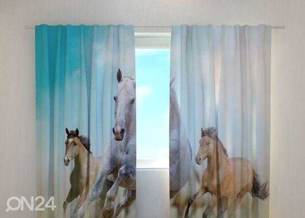 Просвечивающая штора Horses 240x220 cm