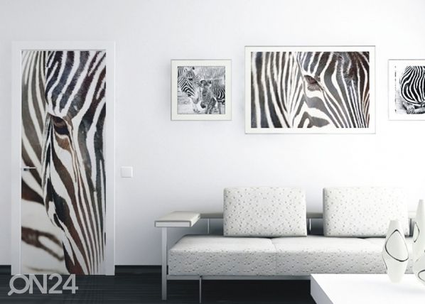 Флизелиновые фотообои Zebra 90x202 см