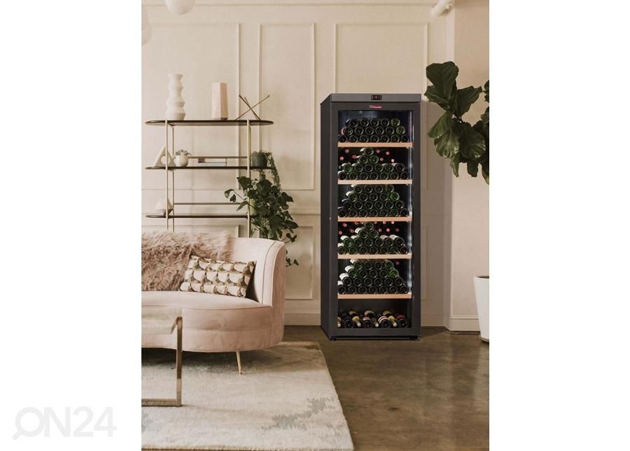 Винный холодильник La Sommeliere VIP330V увеличить