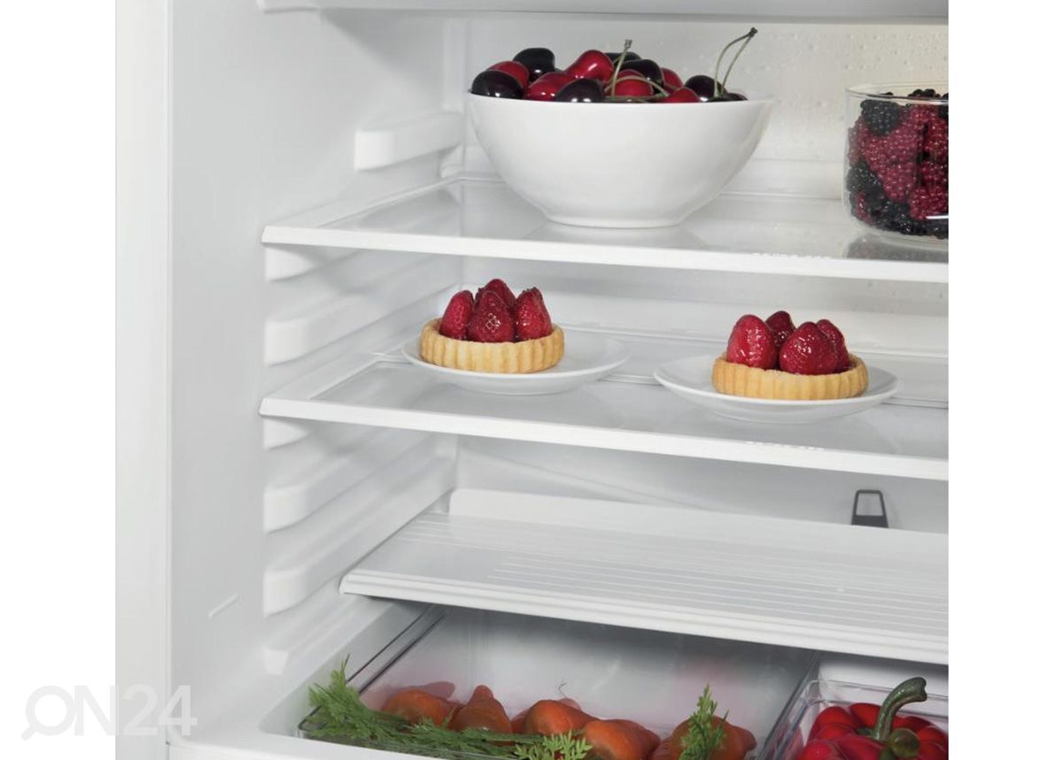 Встраиваемый холодильник Whirlpool WBUF011 увеличить