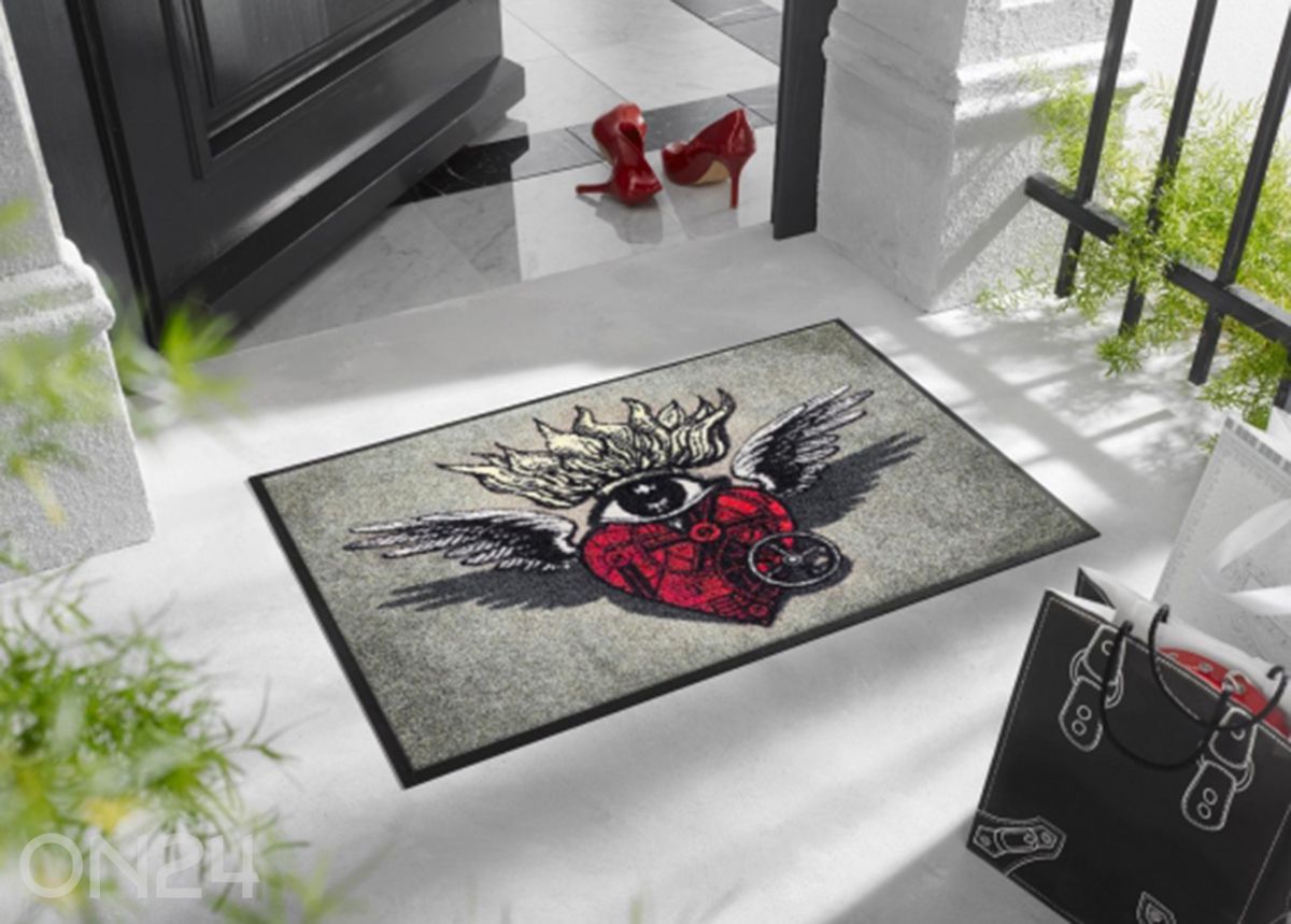 Дверной коврик Flaming Heart 50x75 см увеличить