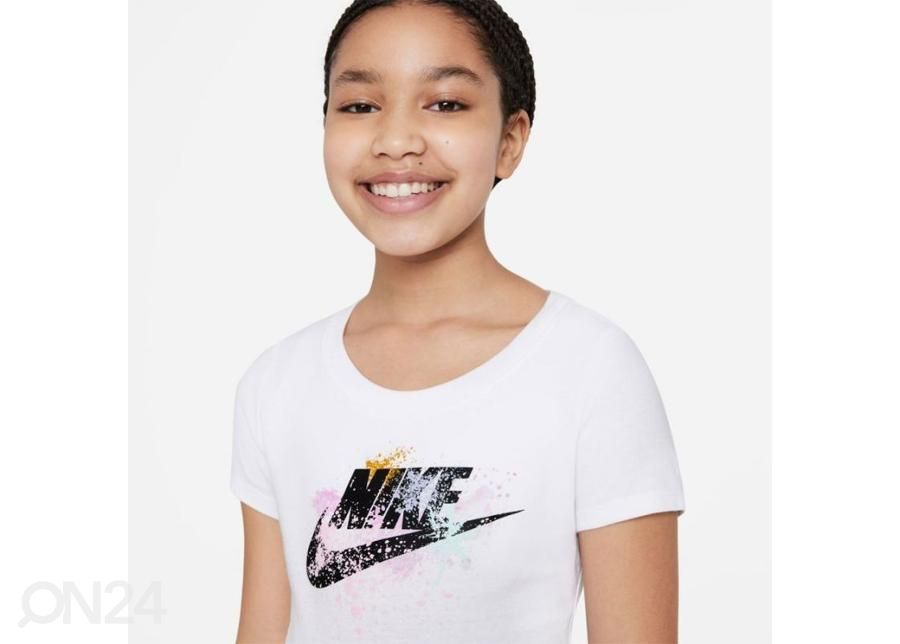 Детская футболка Nike Sportswear увеличить