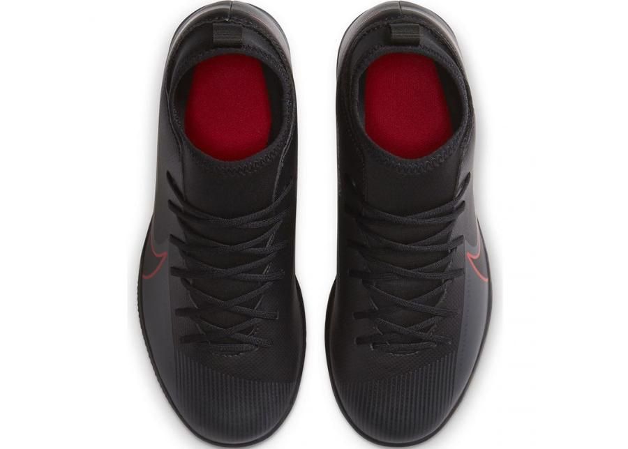 Детские футбольные бутсы для игры в зале Nike Mercurial Superfly 7 Club IC Jr AT8153 060 увеличить
