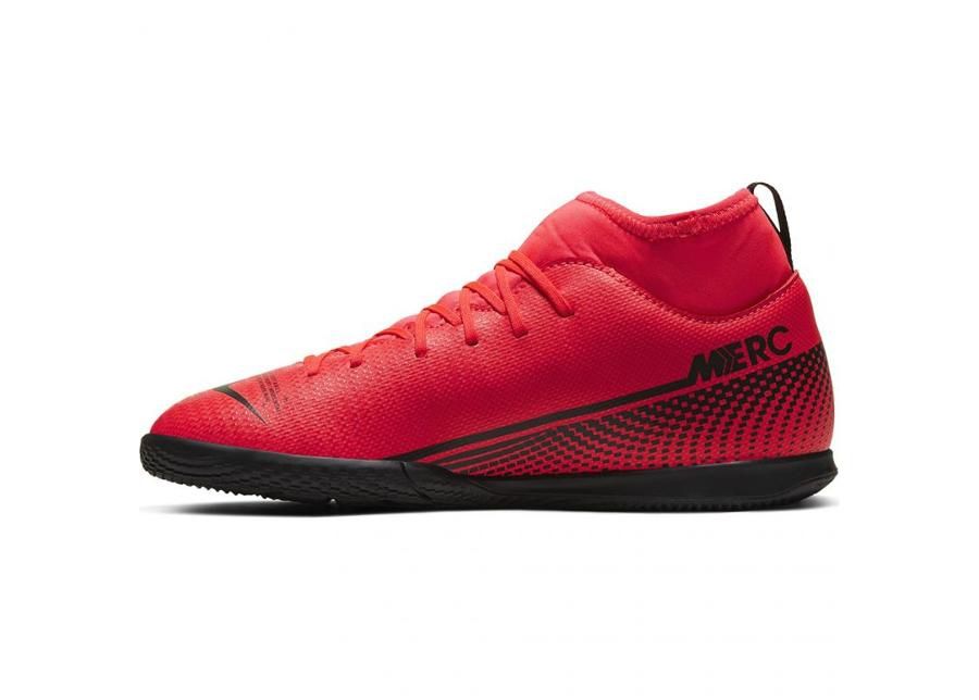 Детские футбольные бутсы для игры в зале Nike Mercurial Superfly 7 Club IC JR AT8153-606 увеличить
