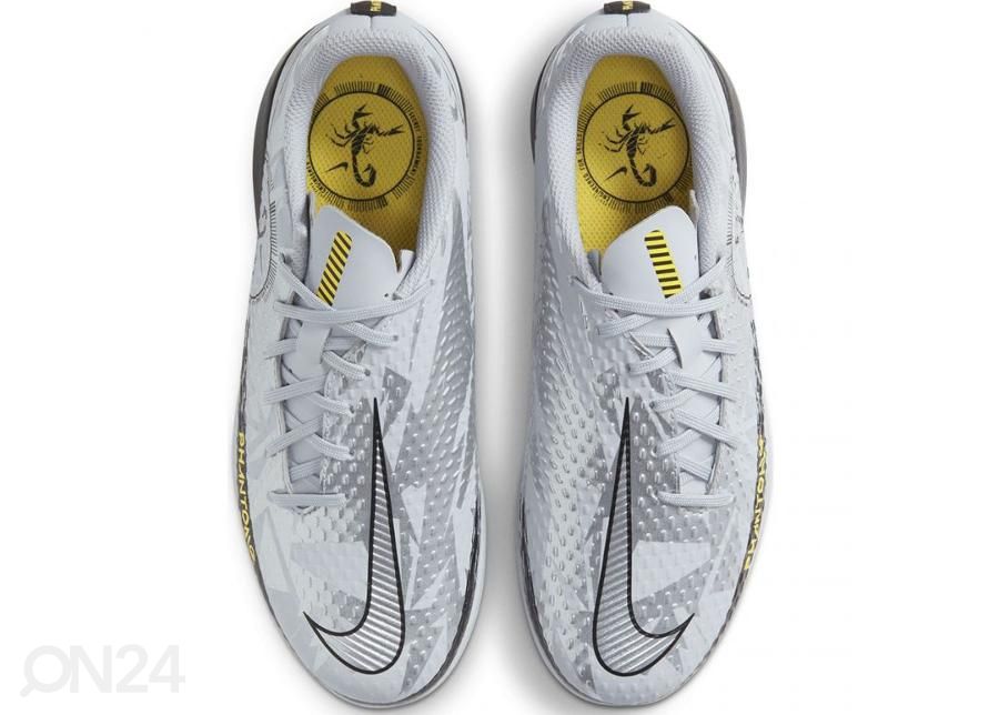 Детские футбольные бутсы для игры в зале Nike Phantom GT Scorpion Academy IC Jr увеличить