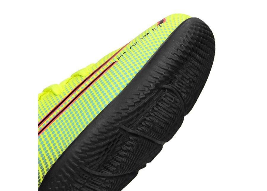 Детские футбольные бутсы для игры в зале Nike Vapor 13 Academy Mds Ic Jr CJ1175-703 увеличить