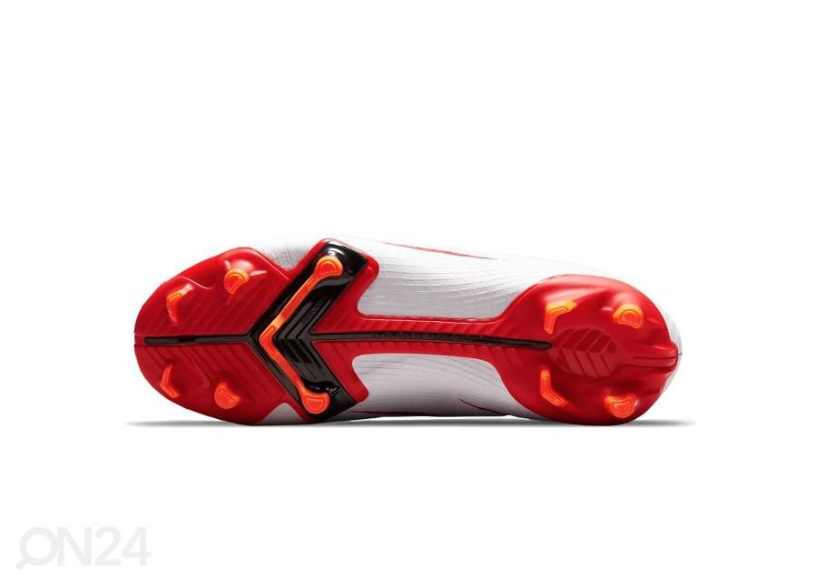 Детские футбольные бутсы Nike Superfly 8 Academy CR7 MG увеличить