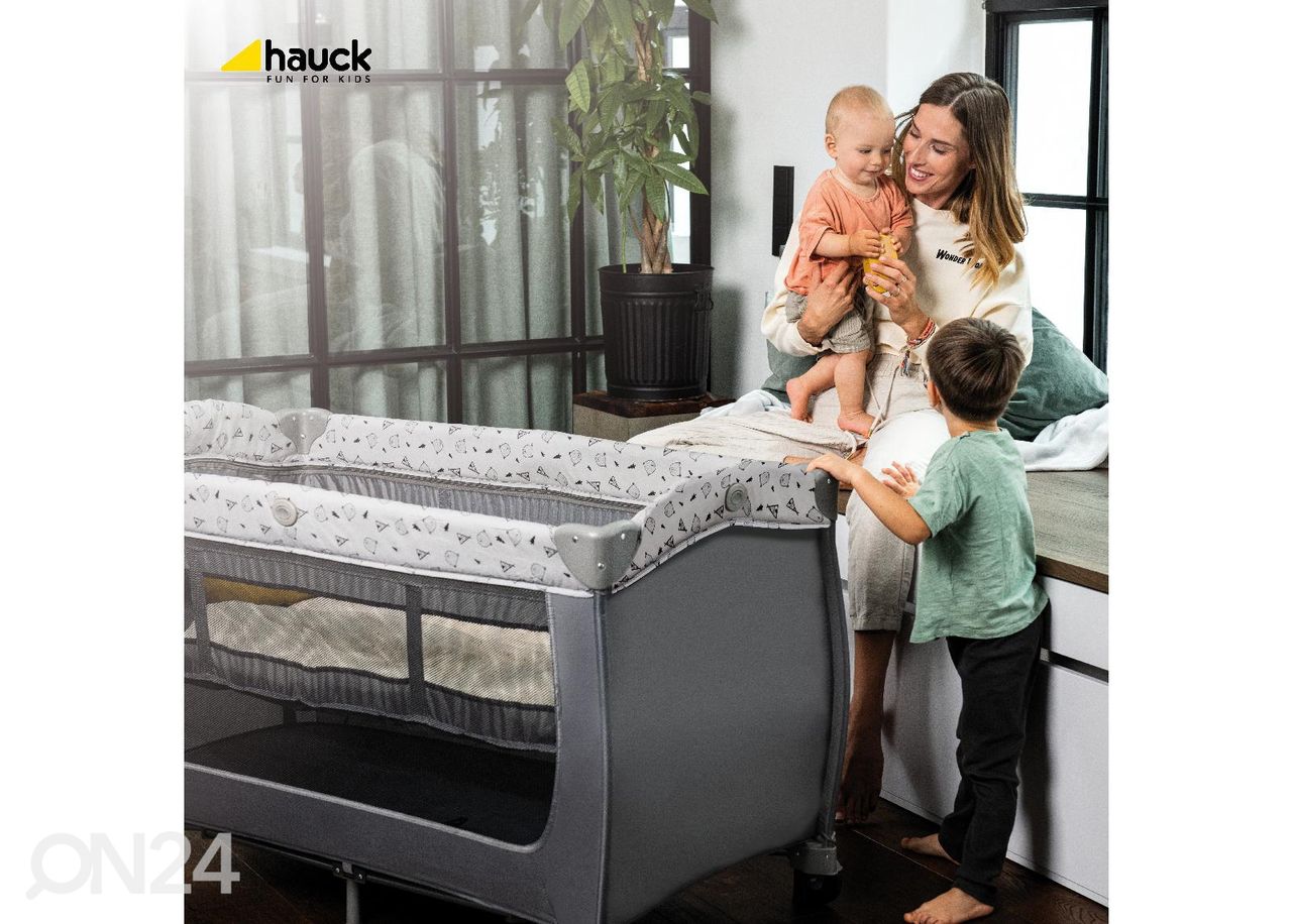 Дорожная кроватка Hauck Comfort Sleep N Play Center увеличить