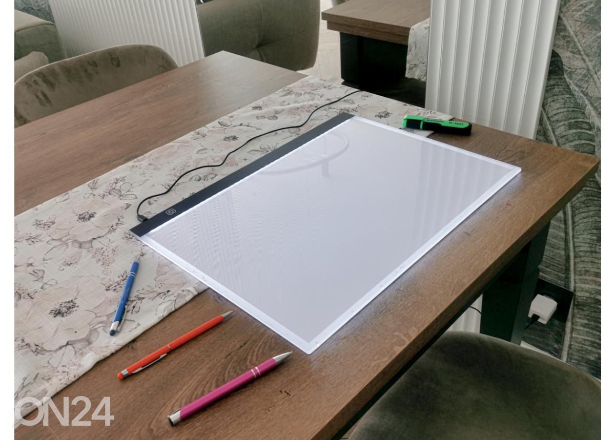 Доска с подсветкой для рисования LED A3 увеличить