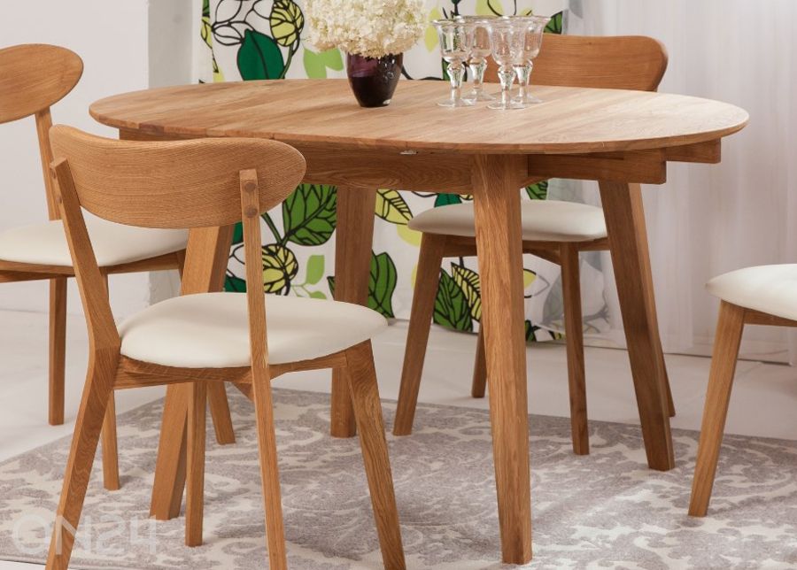 Дубовый удлиняющийся обеденный стол Basel 90x90-130 cm увеличить