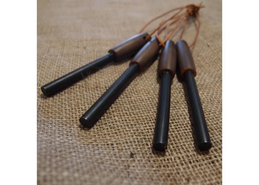 Зажигалка JuBö Buschcraft Firesteel Oak увеличить