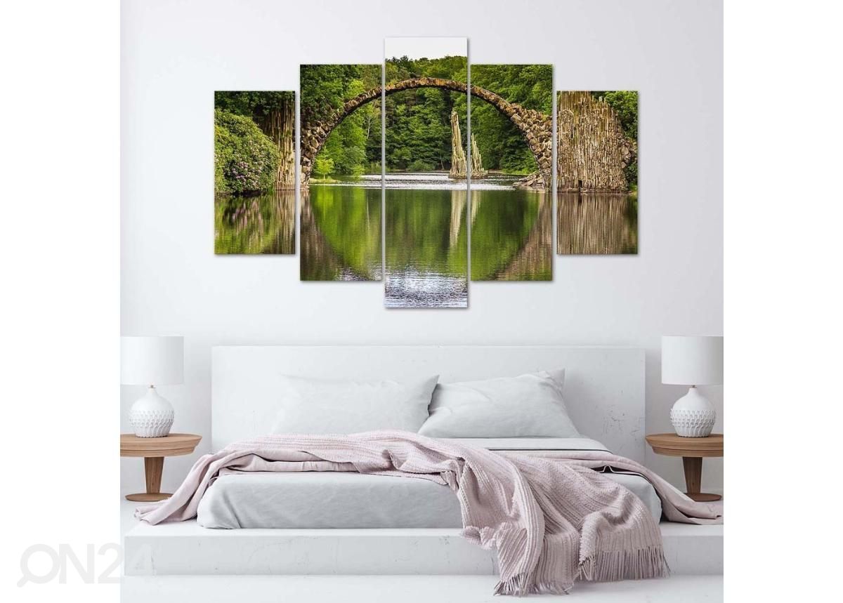 Картина из 5-частей Arch bridge over the lak 150x100 см увеличить