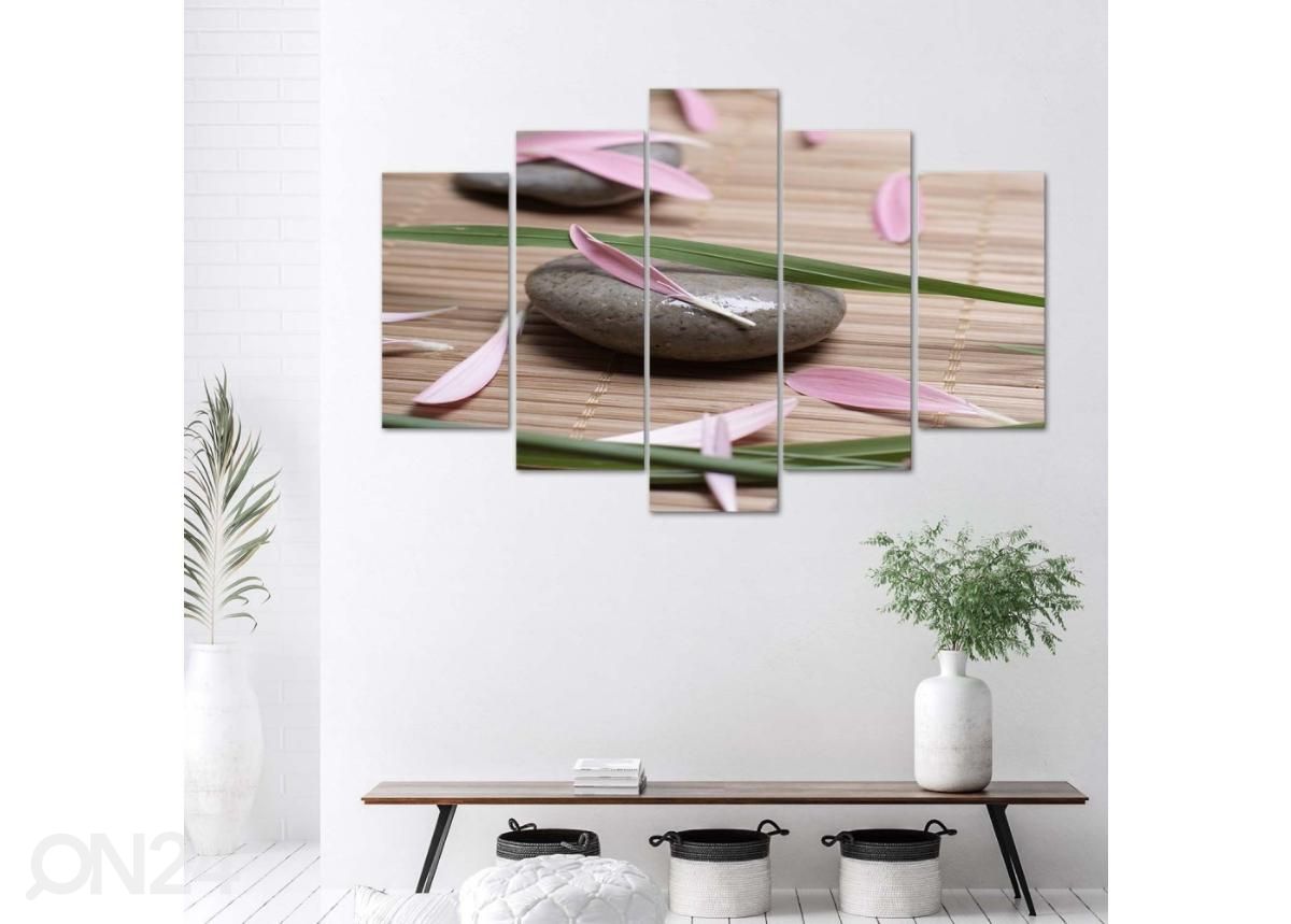 Картина из 5-частей Zen stone with flower petals 100x70 см увеличить