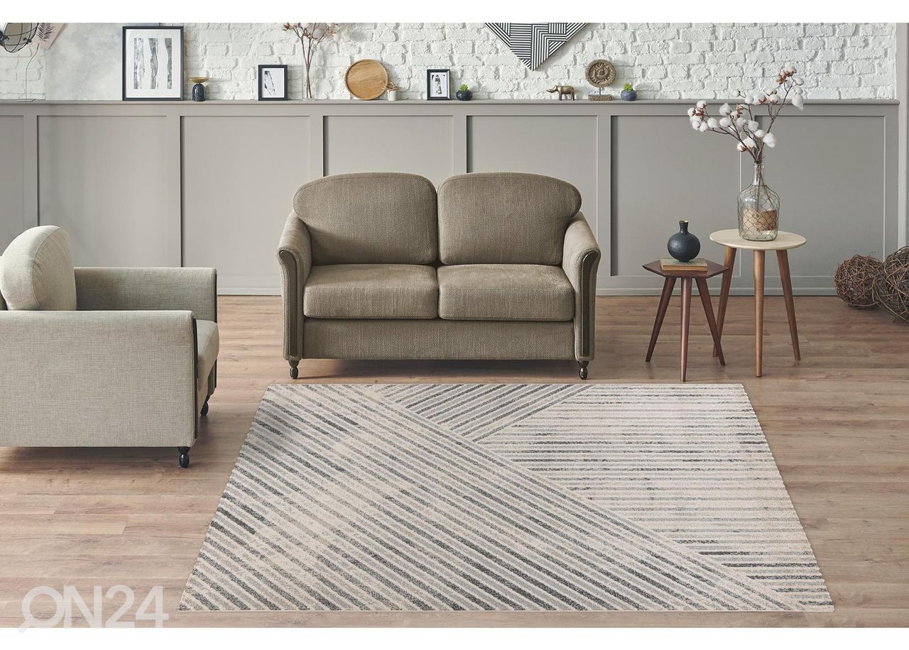 Ковер 160x230 cм увеличить