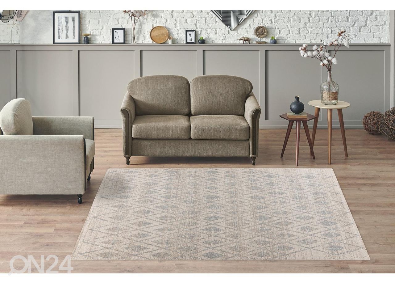 Ковер 160x230 cм увеличить