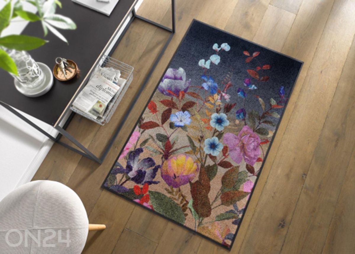 Ковер Midnight Blooms 75x120 см увеличить