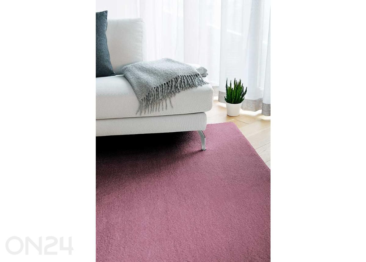 Ковер Narma велюровый Noble™ lilac 67x133 см увеличить