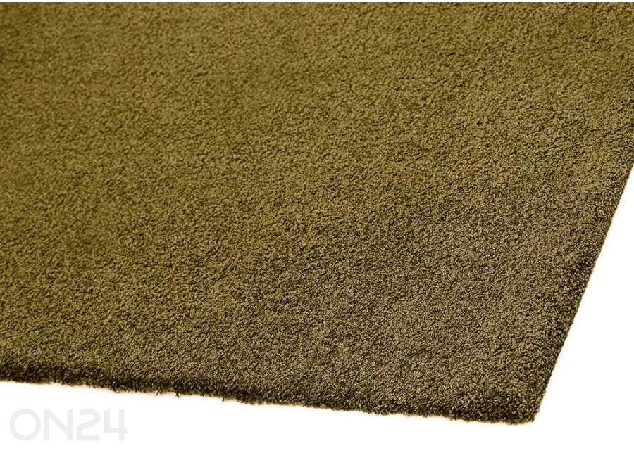 Ковер Narma велюровый Noble™ olive 67x133 см увеличить