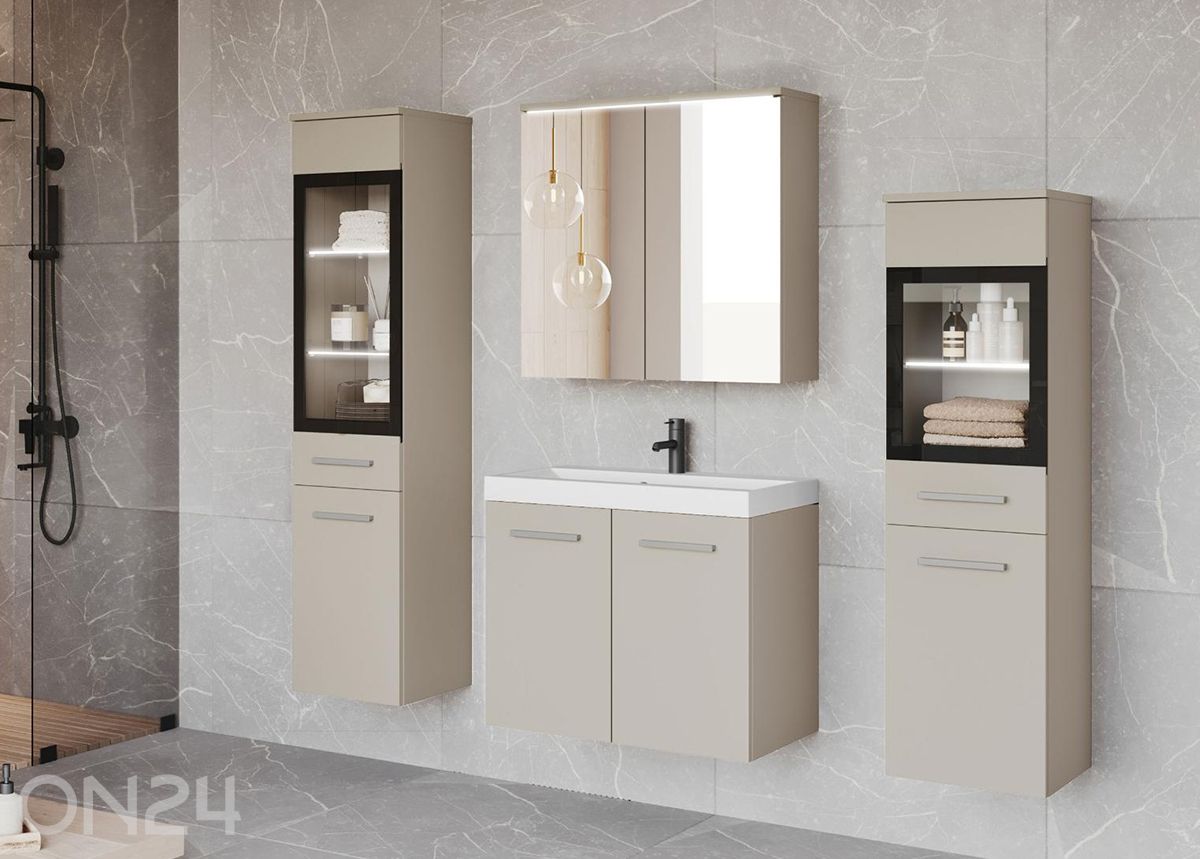 Комплект в ванную комнату Madrit II + LED увеличить