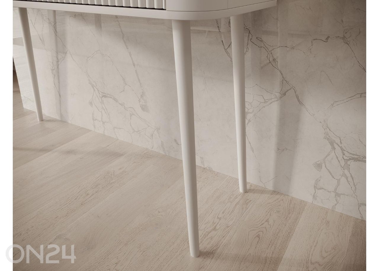 Консольный столик Chevelle увеличить