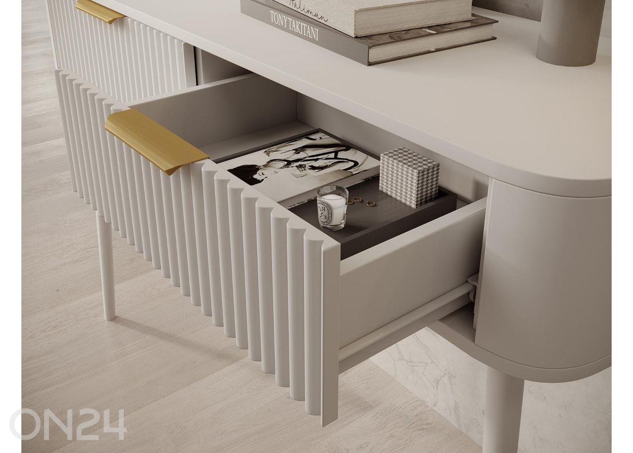 Консольный столик Chevelle увеличить