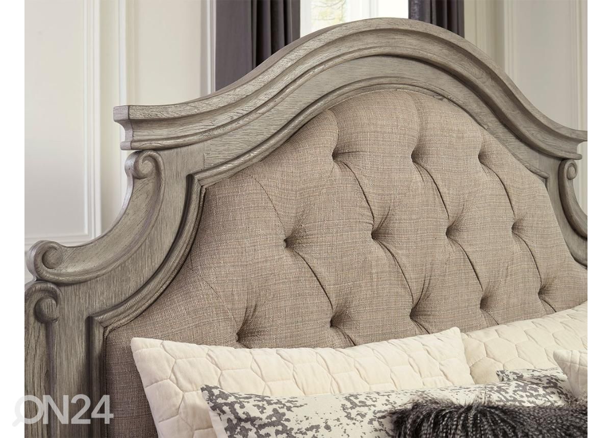 Кровать (Queen size) увеличить