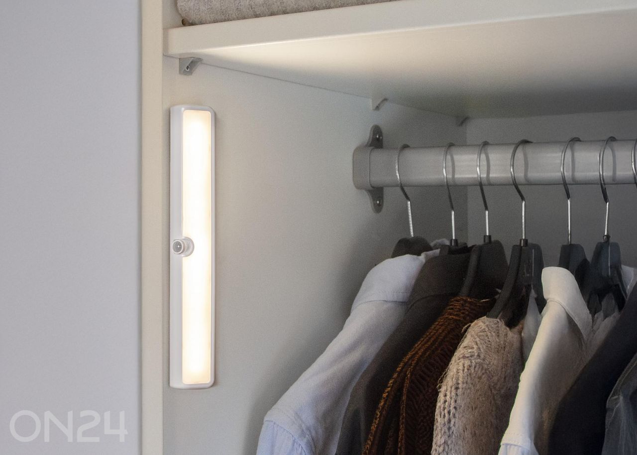 Мебельный светильник с датчиком движения увеличить