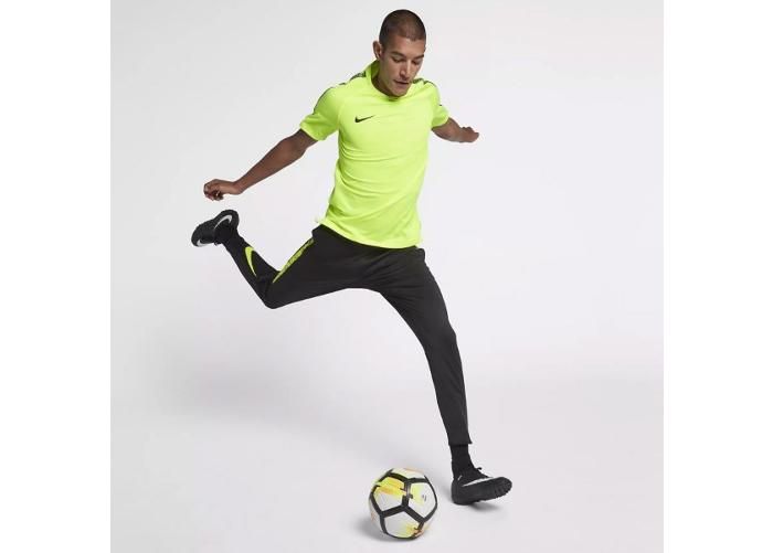 Мужская футболка Nike Breathe Squad TOP SS M 859850-703 увеличить