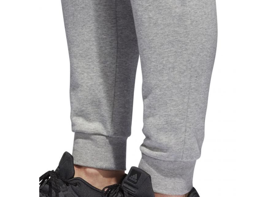 Мужские спортивные штаны adidas Essentials Tapered French Terry M BK7432 увеличить