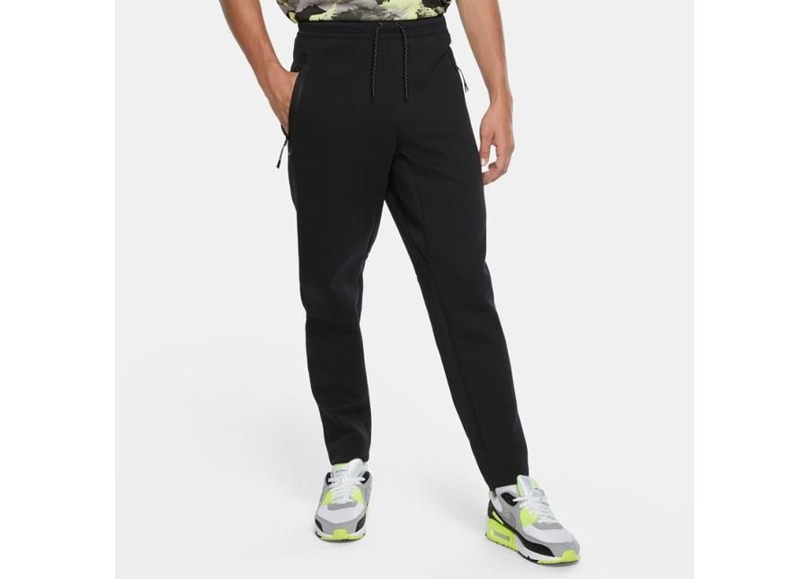 Мужские спортивные штаны Nike Nsw Tech Fleece M CU4501-010 увеличить