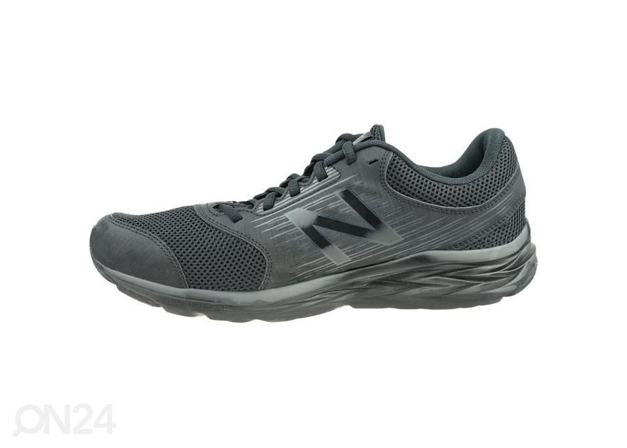 Мужские тренировочные кроссовки New Balance увеличить