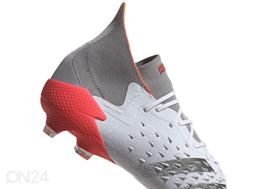 Мужские футбольные бутсы Adidas Predator Freak.1 FG увеличить