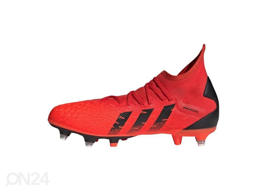 Мужские футбольные бутсы Adidas Predator Freak.3 SG увеличить