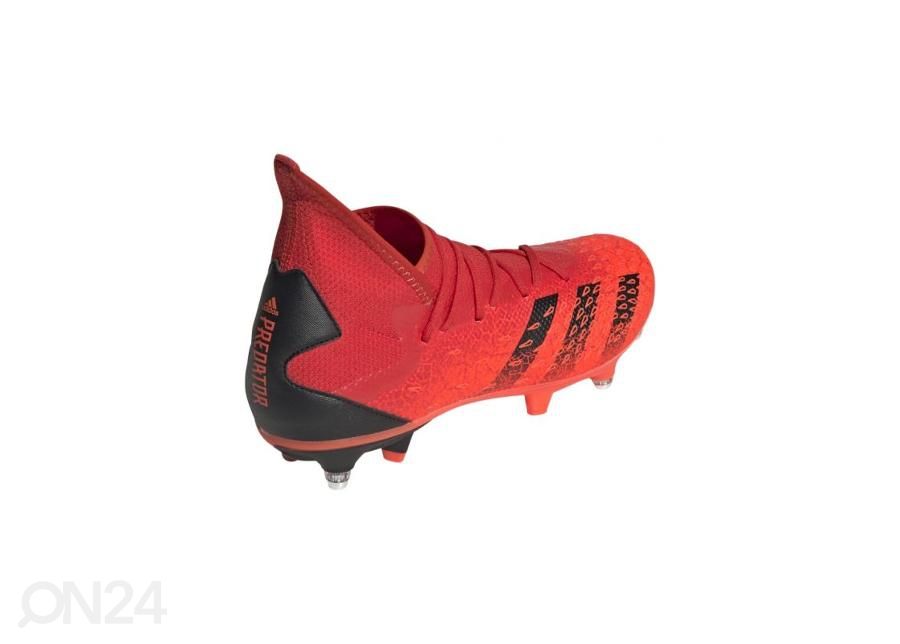 Мужские футбольные бутсы Adidas Predator Freak.3 SG увеличить