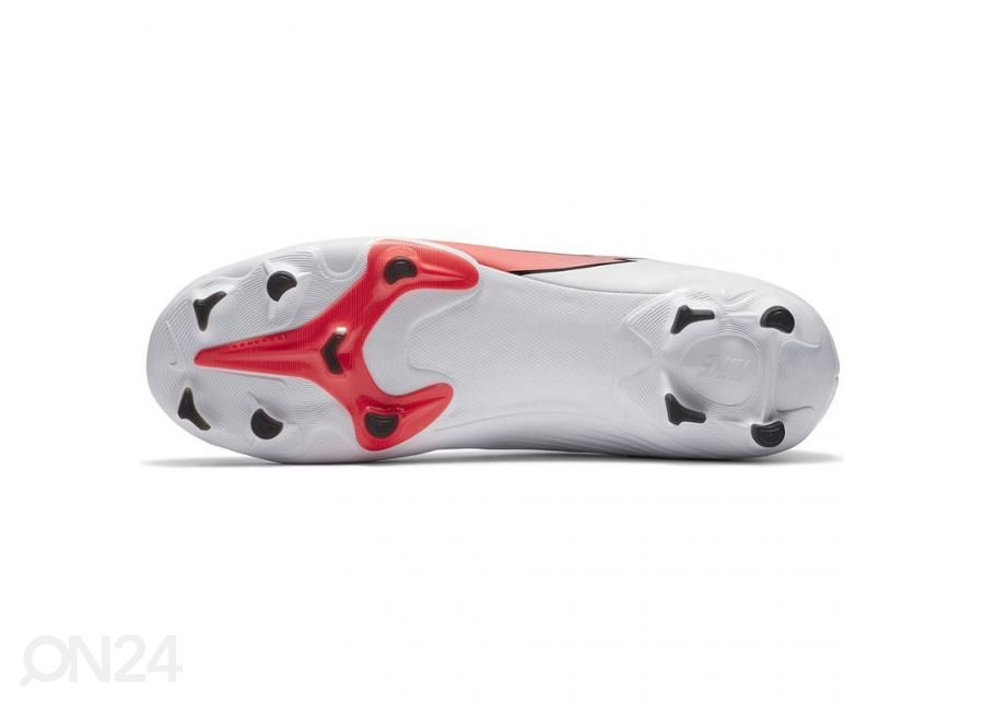 Мужские футбольные бутсы Nike Mercurial Vapor 13 Academy FG/MG M AT5269 163 увеличить