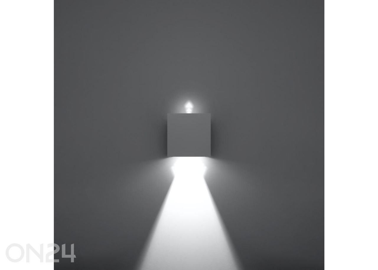 Настенный светильник Luca LED увеличить