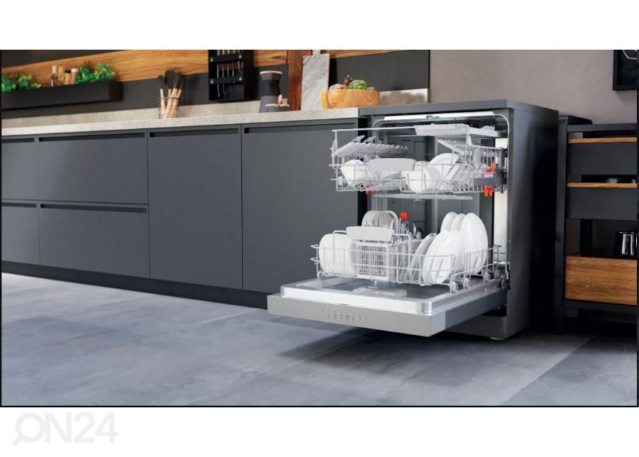 Посудомоечная машина Hotpoint-Ariston HFC3C41CWX увеличить
