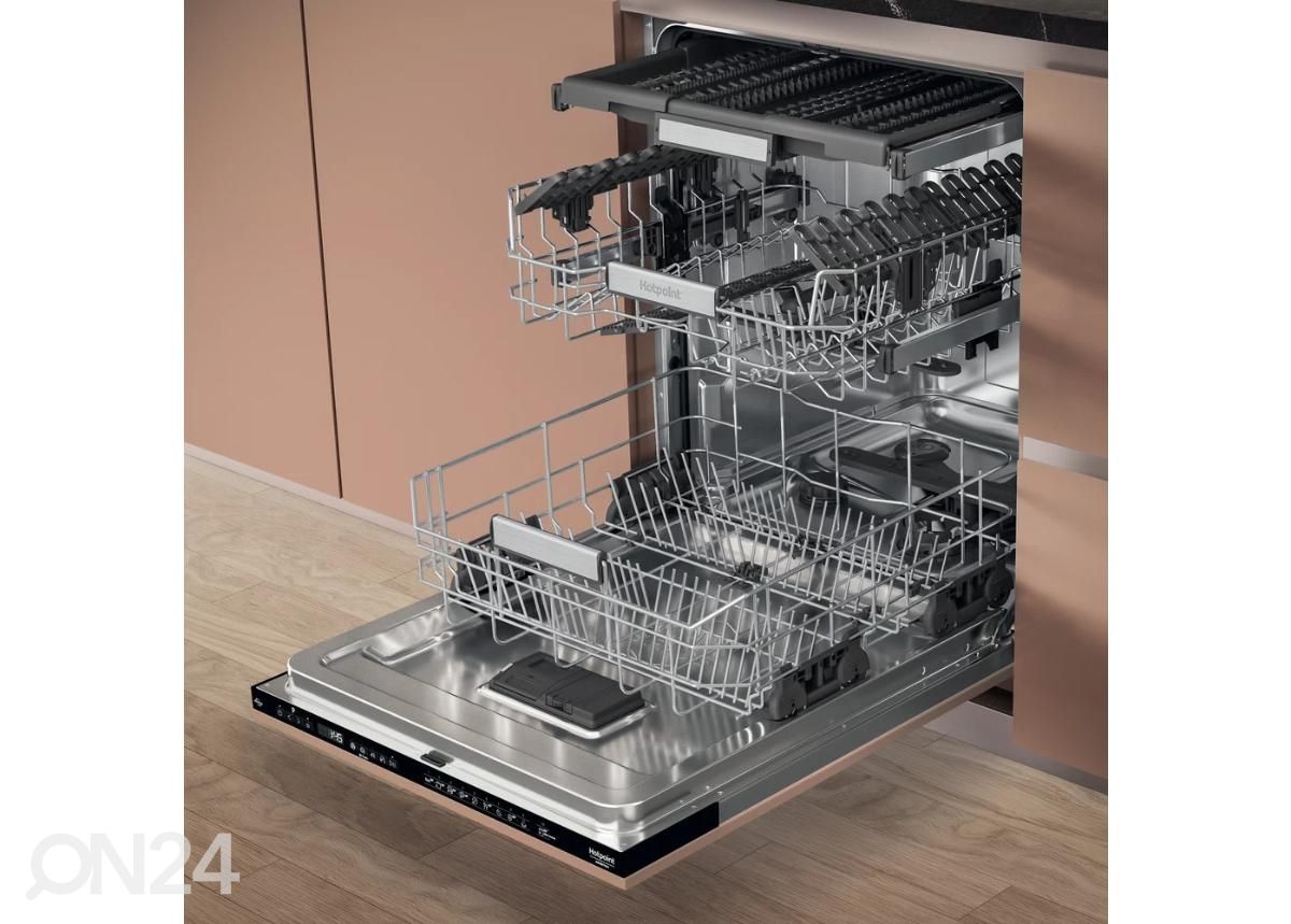 Посудомоечная машина Hotpoint HM742L увеличить
