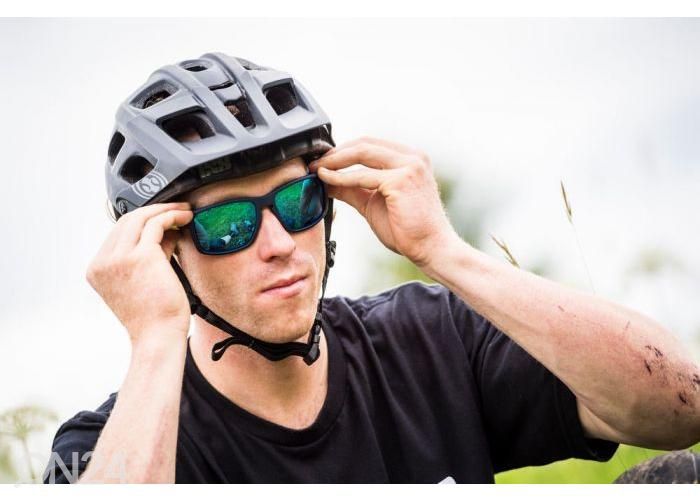 Спортивные очки для любителей экстрима Julbo STREAM Polarized Cat. увеличить