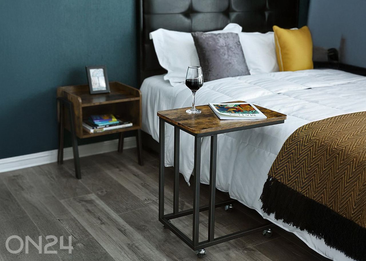 Столик на колесах увеличить