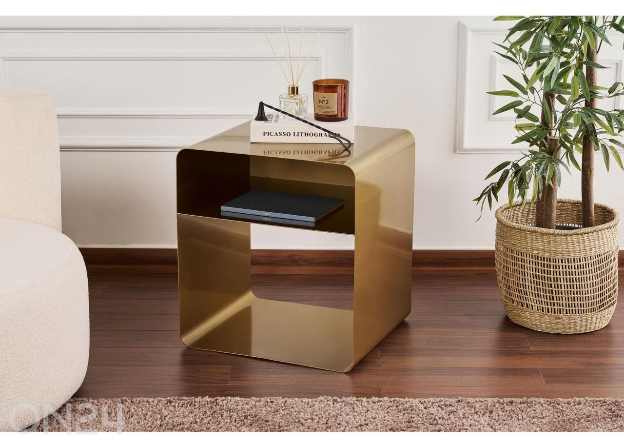 Столик увеличить