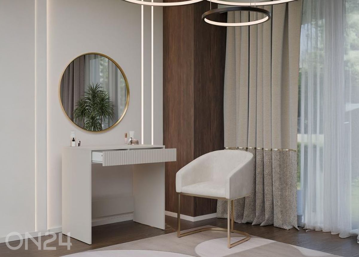 Туалетный столик увеличить