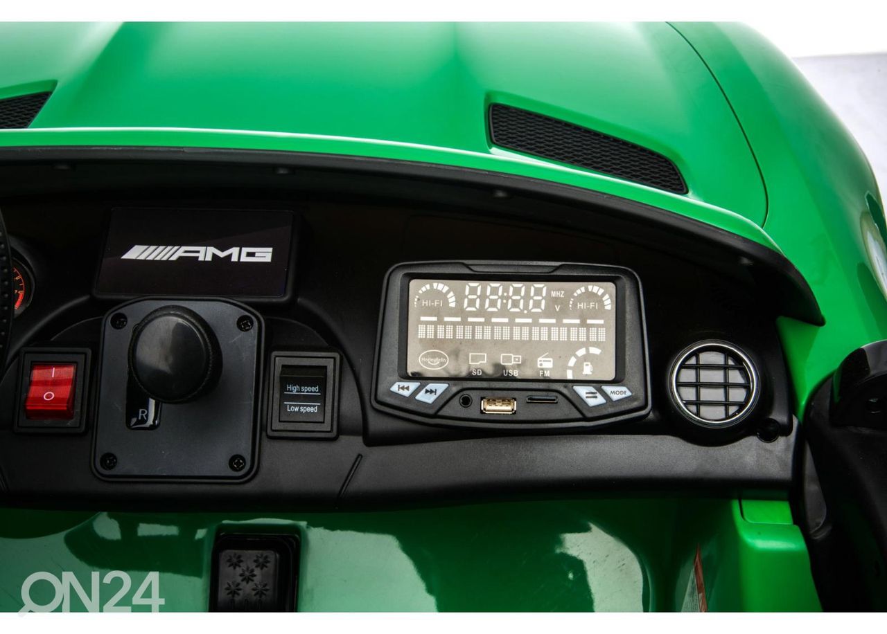 Электромобиль Mercedes-AMG GT-R увеличить