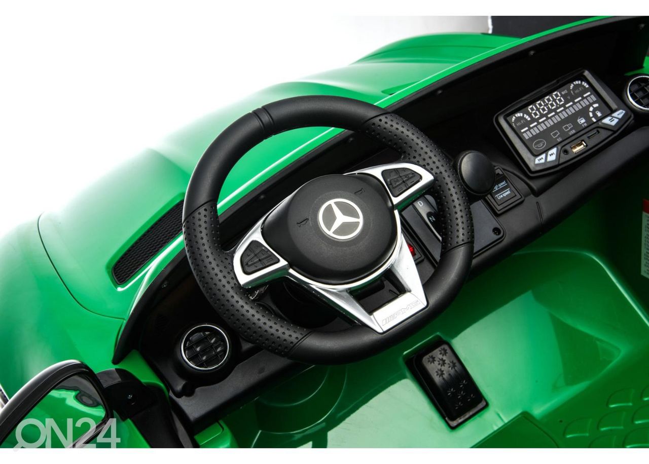 Электромобиль Mercedes-AMG GT-R увеличить