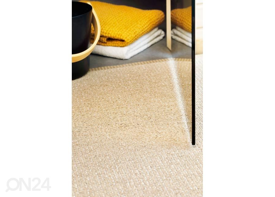 Narma пластиковый ковер Neve cream metallic 70x150 см увеличить