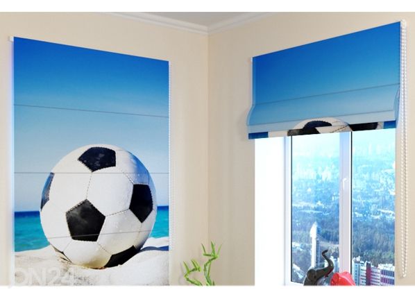 Затемняющие римские шторы Football ball on the beach 120x140 cm