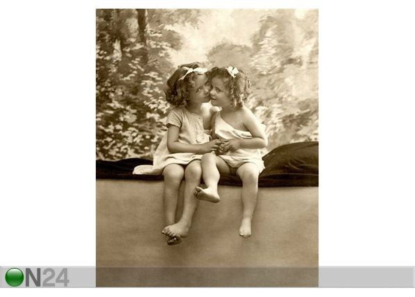 Картина A Vintage Photograph of Two Little Girls 40х50 см