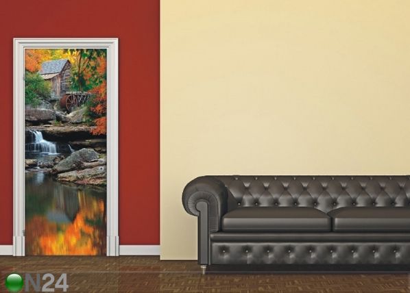 Флизелиновые фотообои Water mill in the fall 90x202 см