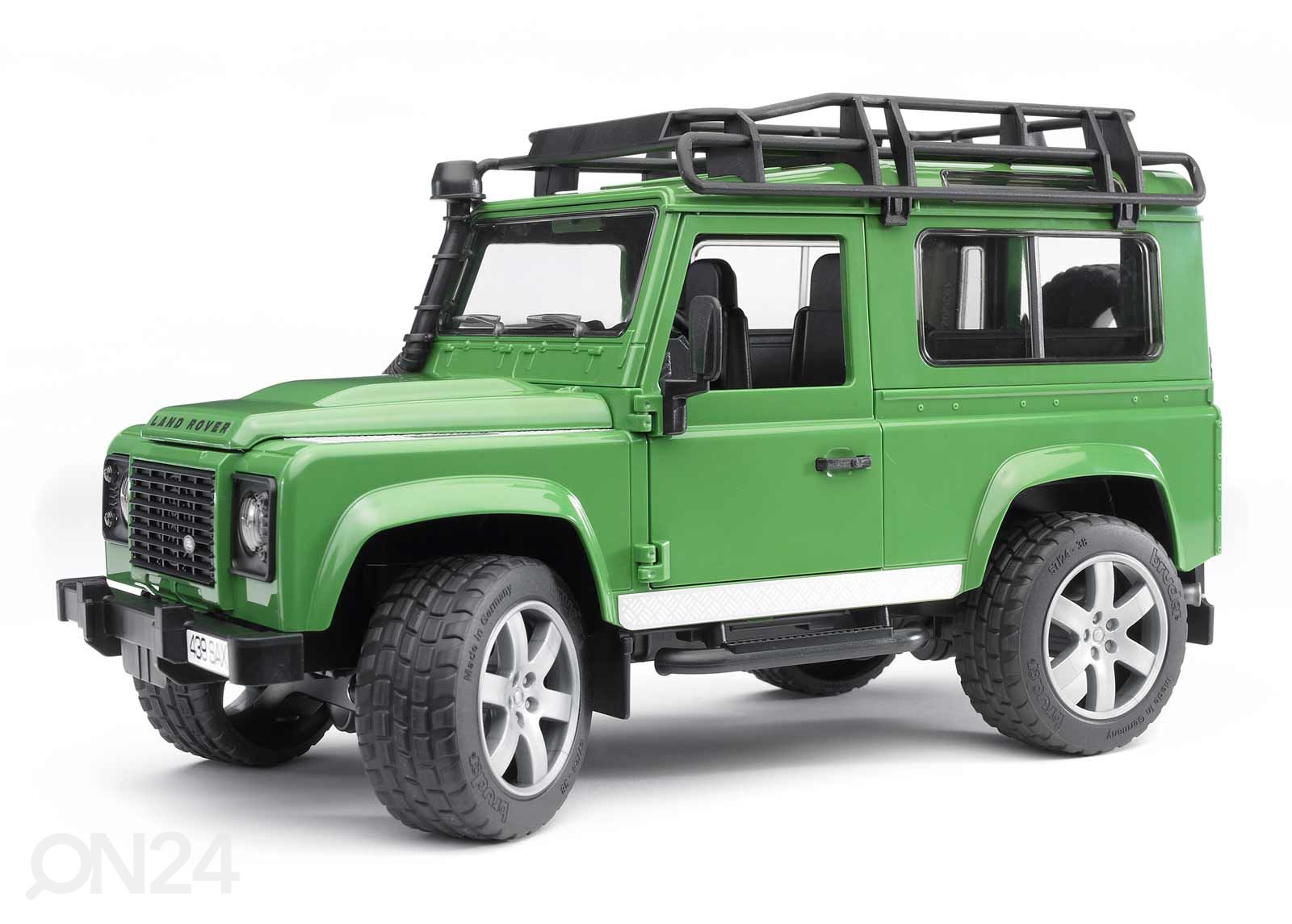 Внедорожник Land Rover Defender увеличить